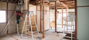 Entreprise de rénovation de la maison et de rénovation d’appartement à Brusson